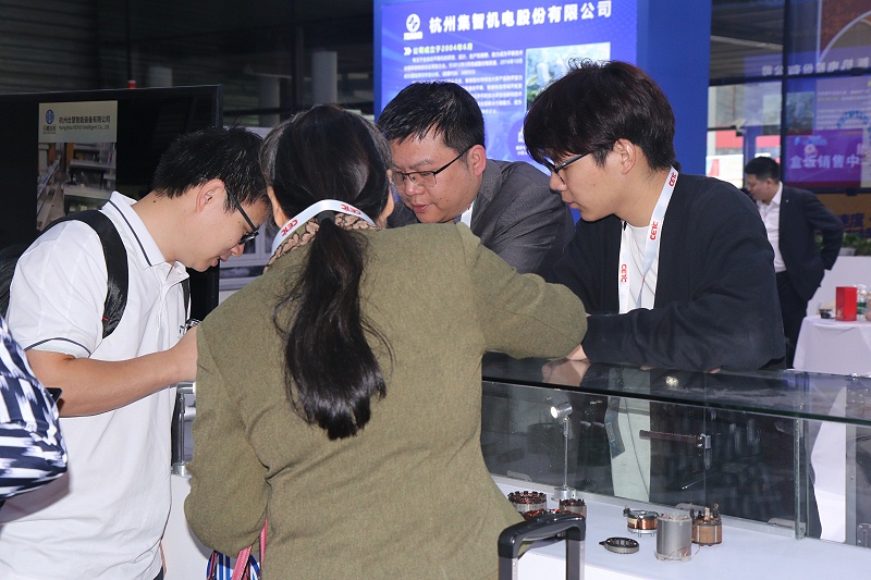 星辉娱乐股份参加第28届上海小电机展